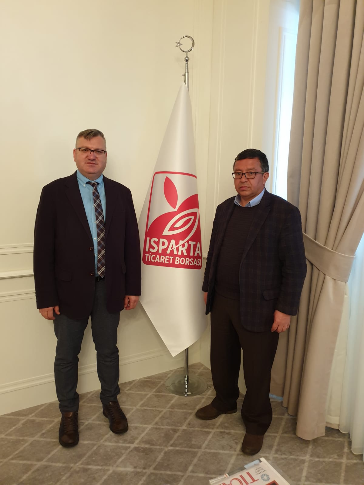 Prof. Dr. Serdal Terzi Ve Ekibimiz Isparta Ticaret Borsası Yönetim Kurulu Başkanı Ahmet Adar’a Ziyarette Bulundu